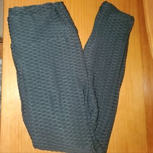 Ruched butt, butt lifting leggings